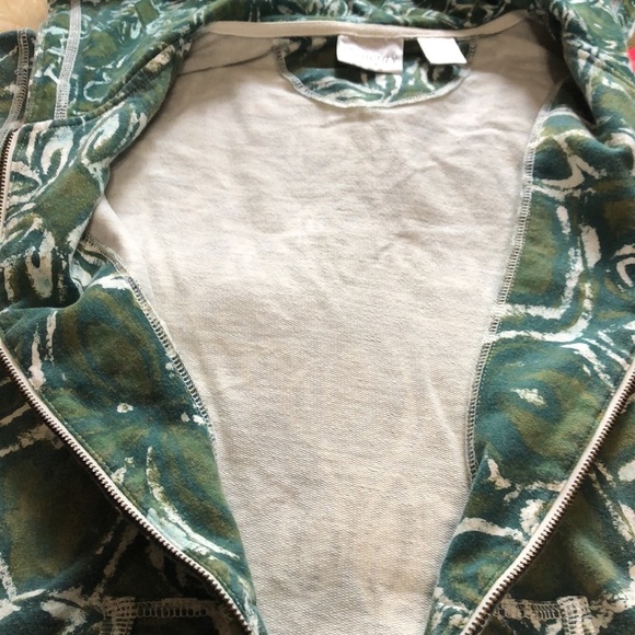 Chicos short sleeve zip up hoodie - Picture 7 of 7